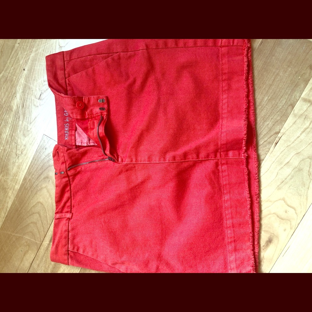 Orange GAP mini skirt. Great condition.